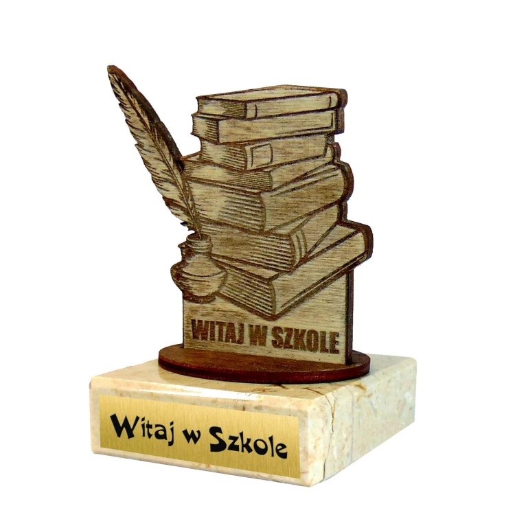 statuetka książki6.jpg