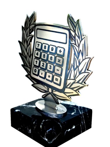 statuetka kalkulator.jpg