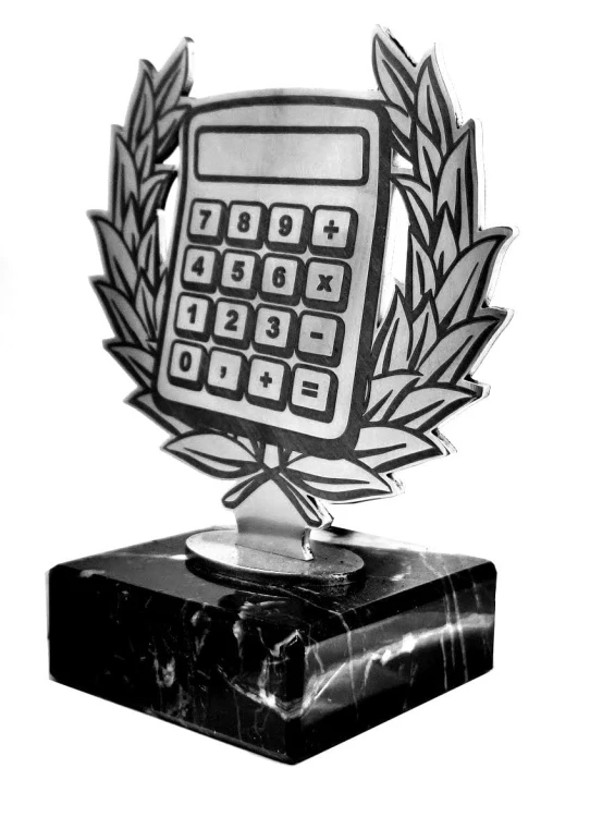 statuetka kalkulator2.jpg
