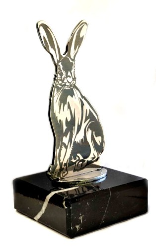 statuetka metalowa zając1.jpg