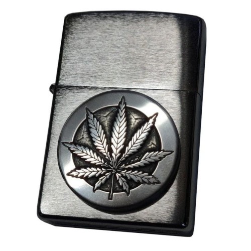 zippo mar.jpg